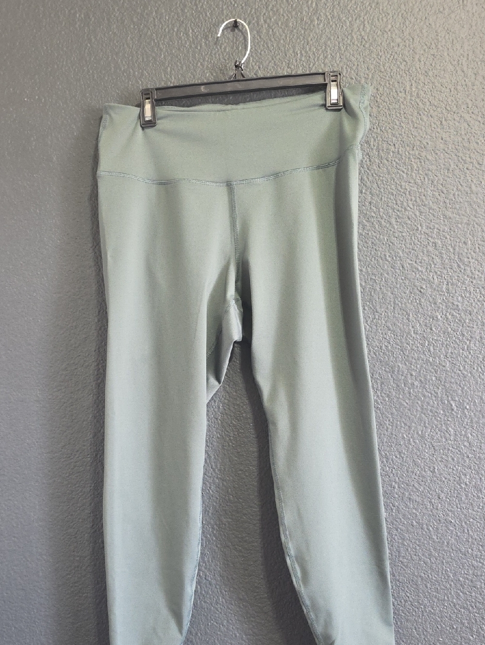 Old Navy Sage Green Powersoft High Rise Leggings